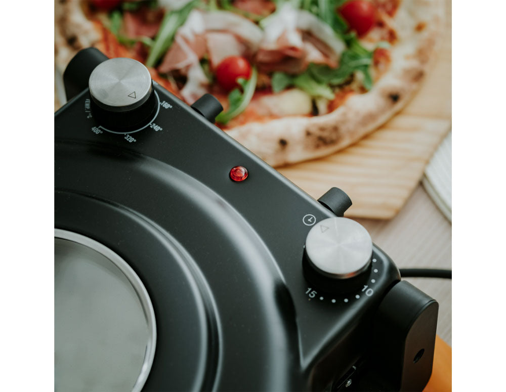 Cuptor electric de pizza Adler AD 6314, 1200W, 31,5 cm, Până la 400C, 5 setări de temperatură, Temporizator, Negru