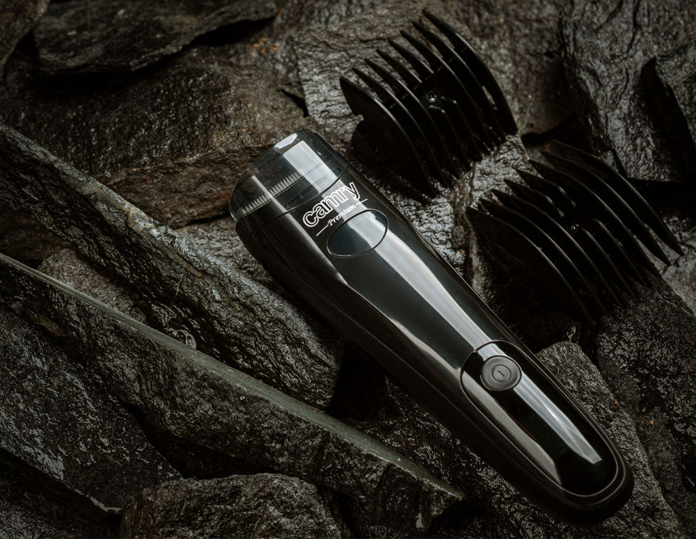 Aspirator de tuns barba Camry CR 2833, fără fir, afișaj LCD, încărcare USB, 2 accesorii, negru