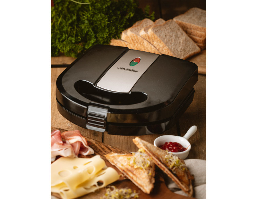 Aparat de sandvișuri și gofre 3 în 1 Mesko MS-3045, 1000W, 3 plăci interschimbabile, Înveliș antiaderent, Negru 